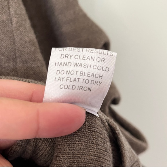 One Grey Day Sweater Size M Round Neck Long Sleeves Cut-Outs Brown Taupe Wool - Picture 8 of 11